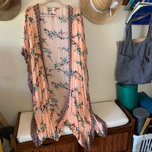 Pink floral kimono duster